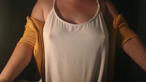 Snapshot of stonenipple chatting on 09.16.25 stonenipple online show from 09.16.25