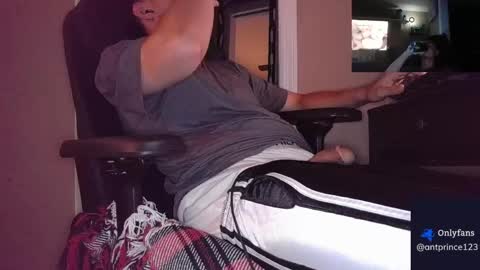 Snapshot of stoner394 chatting on 04.10.26 stoner394 online show from 04.10.26