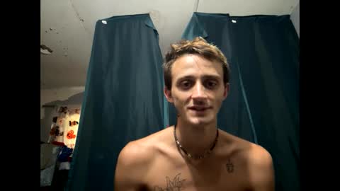 stonerlife42022 online show from 09.15.25