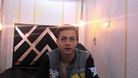 Snapshot of stonne69 chatting on 02.18.25 stonne69 online show from 02.18.25