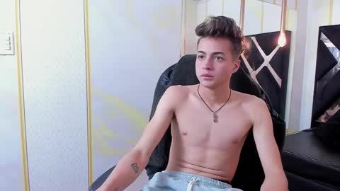 Snapshot of stonne69 chatting on 03.05.25 stonne69 online show from 03.05.25