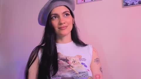 Snapshot of stonned_candy chatting on 09.12.25 Liz online show from 09.12.25