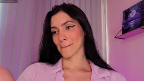 Snapshot of stonned_candy chatting on 09.28.25 Liz online show from 09.28.25