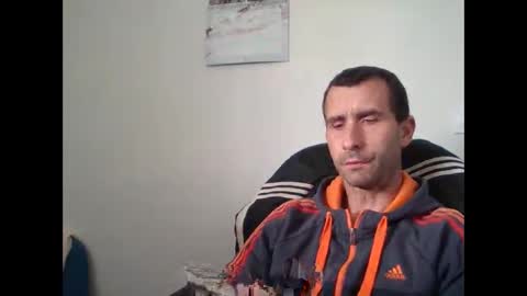 Snapshot of storanex chatting on 12.20.24 storanex online show from 12.20.24