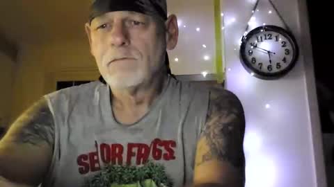 stormynorm14 online show from 01.18.25