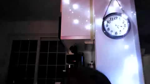 stormynorm14 online show from 02.15.25