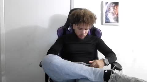 Snapshot of str8dj chatting on 09.10.25 Dj online show from 09.10.25