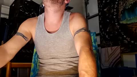 Str8 online show from 12.19.24