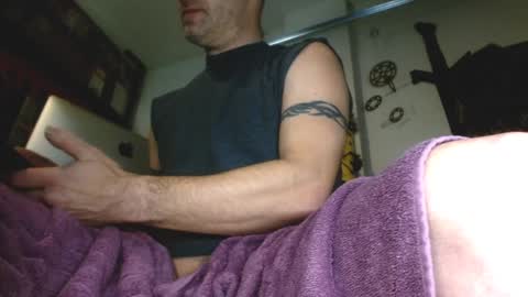 Str8 online show from 01.19.25