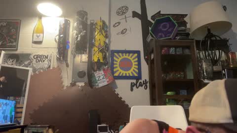 Str8 online show from 01.28.25