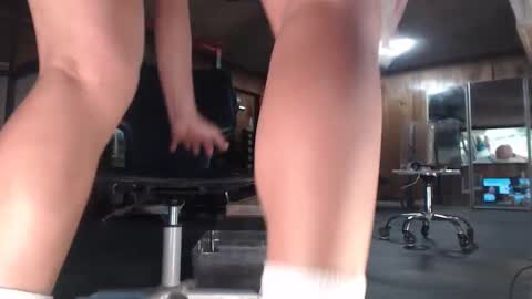 Snapshot of str8pumpnhump chatting on 10.31.25 n8vpumpnhump online show from 10.31.25