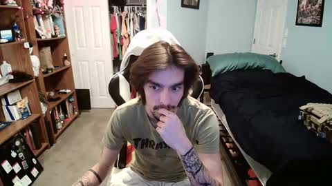 str8whiteboy21 online show from 12.19.24