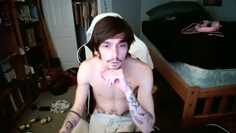 str8whiteboy21 online show from 01.20.25