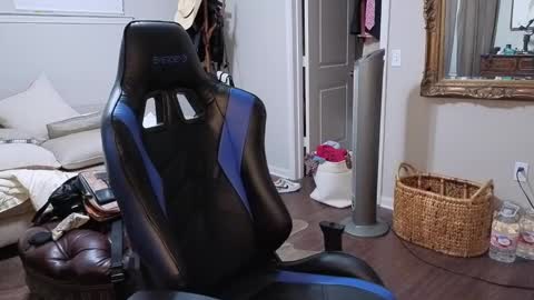 str8whiteboy21 online show from 09.25.25