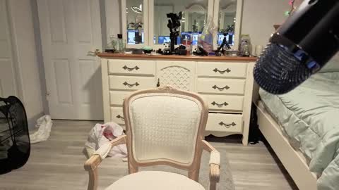 str8whiteboy21 online show from 12.14.25