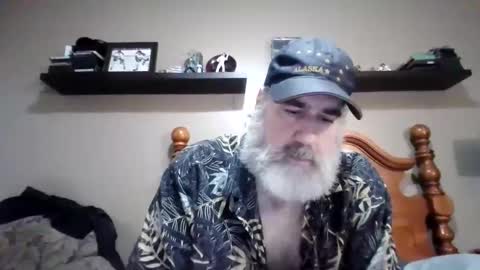 Straightbear4you online show from 09.10.25
