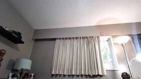 Straightbear4you online show from 10.16.25