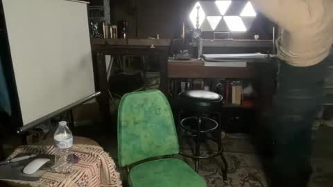 Cowboy Zuhly online show from 04.19.26