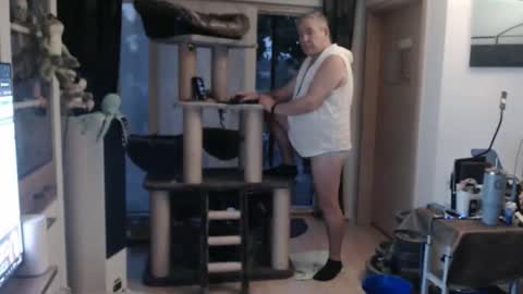 Stranger online show from 10.08.25