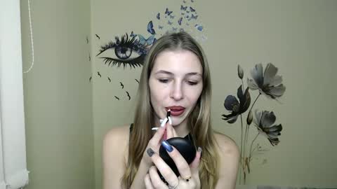Snapshot of stranger_giirl chatting on 12.05.24 Amalia online show from 12.05.24