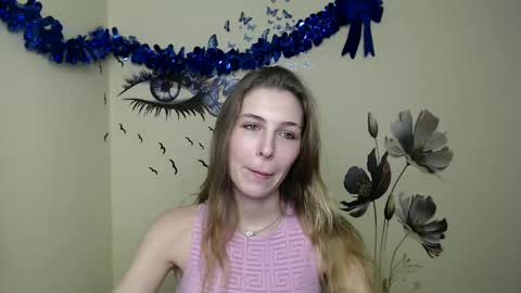 Snapshot of stranger_giirl chatting on 01.13.25 Amalia online show from 01.13.25