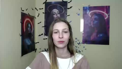 Snapshot of stranger_giirl chatting on 03.10.25 Amalia online show from 03.10.25