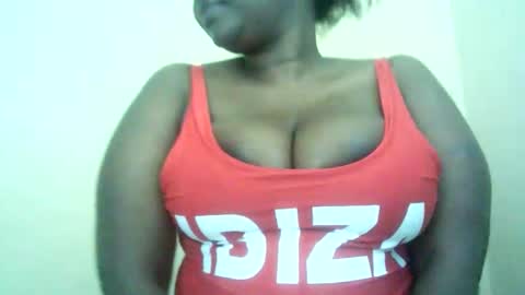 Snapshot of strangerdanger_2 chatting on 10.05.25 strangerdanger_2 online show from 10.05.25