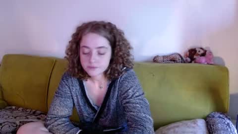 Strawberrylotsacake online show from 10.23.25