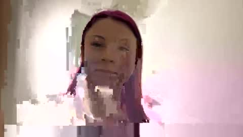 Snapshot of strawbrysugar chatting on 02.03.25 Ruby Moon online show from 02.03.25