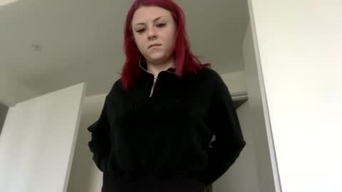 Snapshot of strawbrysugar chatting on 02.11.25 Ruby Moon online show from 02.11.25