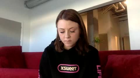 Snapshot of strawbrysugar chatting on 03.01.25 Ruby Moon online show from 03.01.25