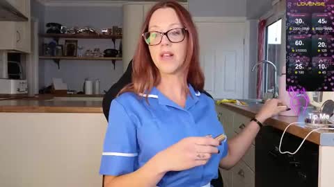 Amorina online show from 10.20.25