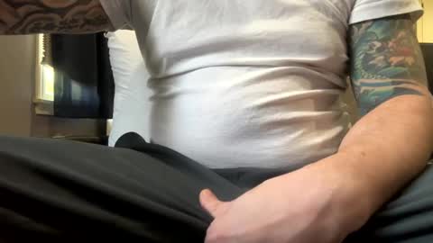 Snapshot of stroking33again chatting on 12.17.24 stroking33again online show from 12.17.24