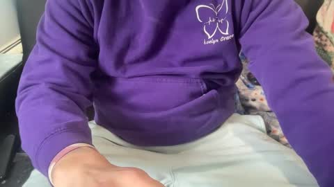 Snapshot of stroking33again chatting on 02.11.25 stroking33again online show from 02.11.25