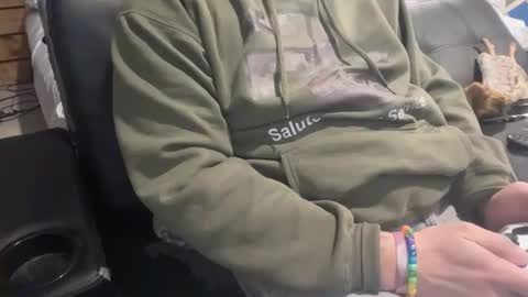 Snapshot of stroking33again chatting on 02.24.25 stroking33again online show from 02.24.25