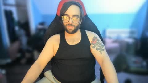 Snapshot of strokingslow420 chatting on 11.19.25 Johnny online show from 11.19.25