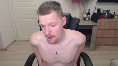 strong_guy_xxx online show from 12.03.25