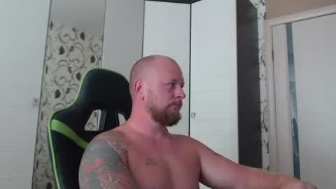 Snapshot of strongass18 chatting on 07.18.26 Alex online show from 07.18.26
