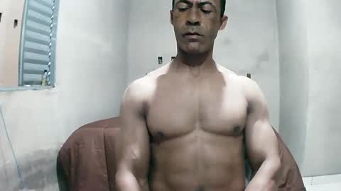 Snapshot of strongdaddyfantastic chatting on 06.29.26 strongdaddyfantastic online show from 06.29.26
