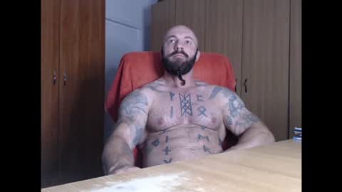 Snapshot of strongivan chatting on 06.16.26 StrongIvan online show from 06.16.26