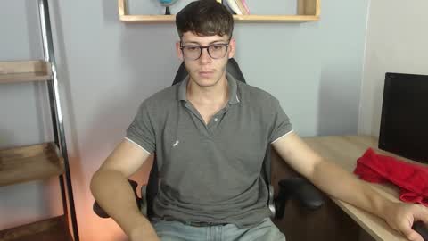stuart_white online show from 09.11.25