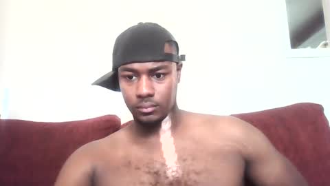 Snapshot of stud4cougar chatting on 09.25.25 stud4cougar online show from 09.25.25