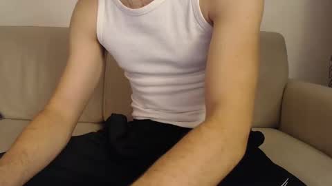 Snapshot of studfromparis chatting on 01.29.25 Stud From Paris online show from 01.29.25