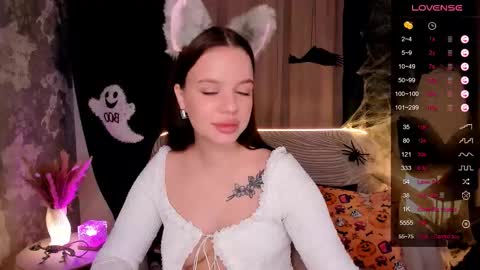 Mary online show from 10.23.25