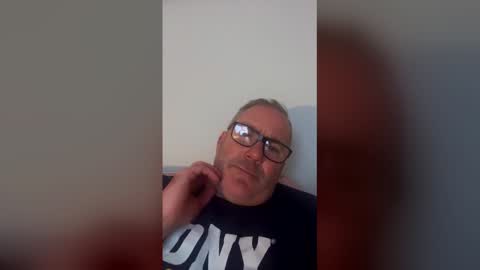 Snapshot of stumpyj2266 chatting on 04.13.26 stumpyj2266 online show from 04.13.26