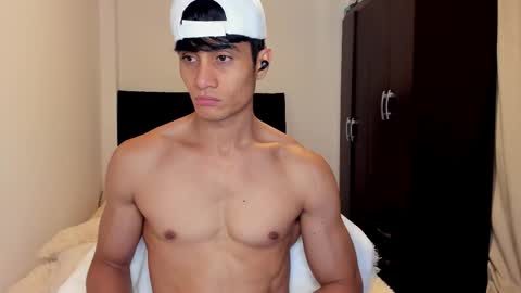 stylish men online show from 09.25.25