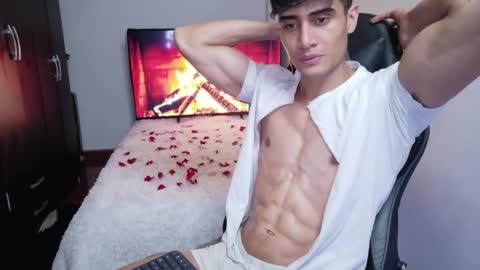 stylish man online show from 05.21.26