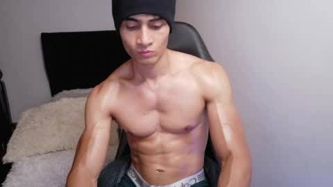 stylish man online show from 05.29.26