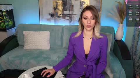 Snapshot of su4e4ka555 chatting on 01.14.25 Su4e4ka555 online show from 01.14.25