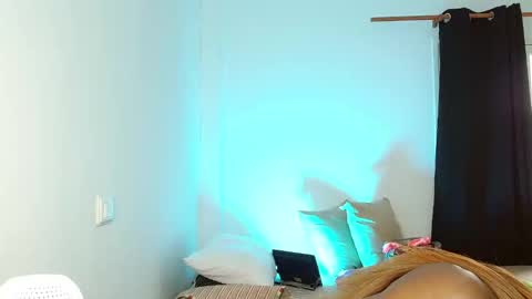 Snapshot of suannyklatten_ chatting on 03.06.25 Suanny Klatten It is my account independent online show from 03.06.25